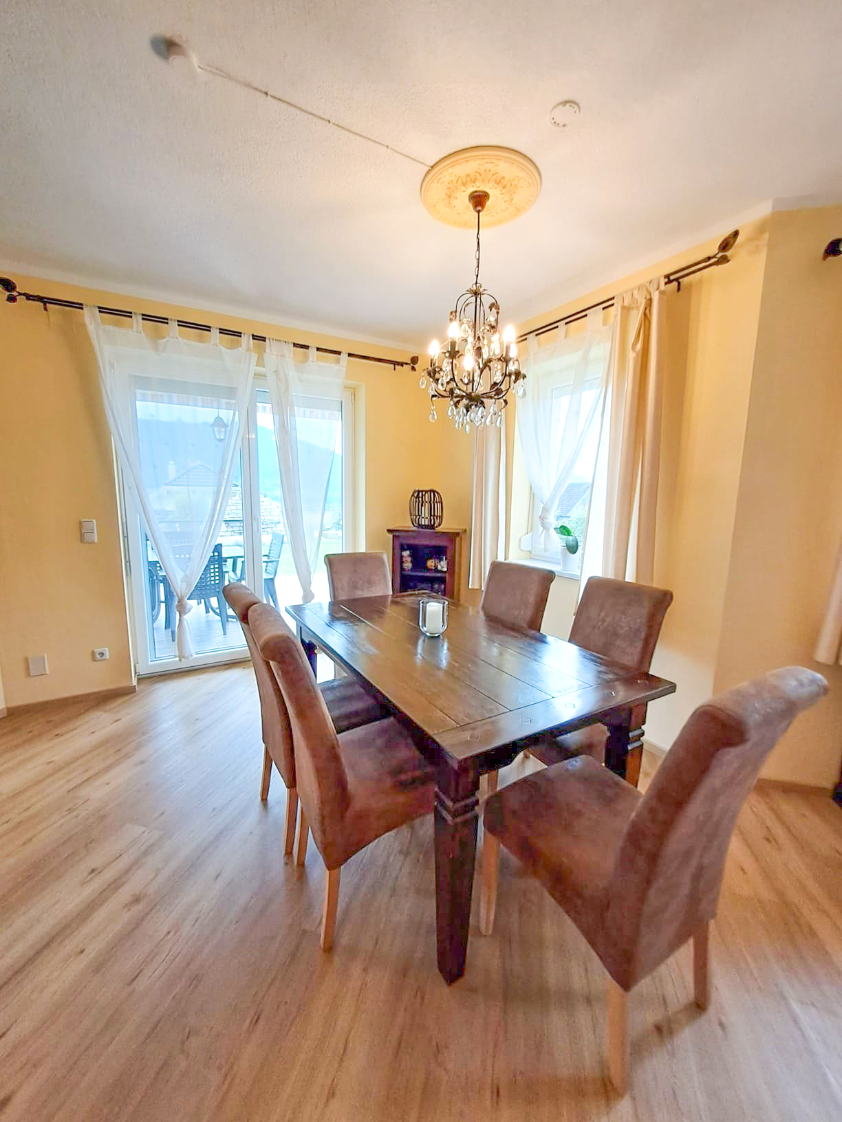 Wohnung Seeblick Ferienwohnung Sonnseitn Wohn Esszimmer